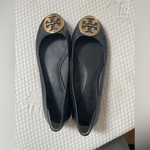 Tory Burch size 8 flat